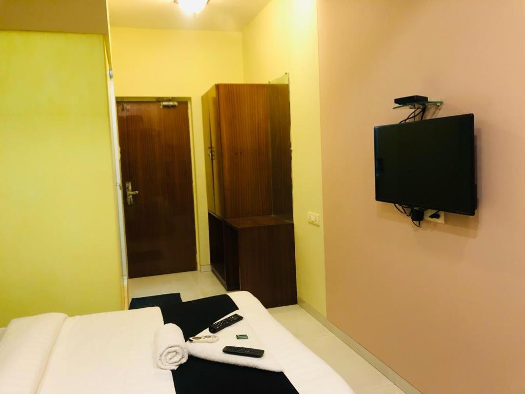 Glitz Hotels 7Even Hills- Nr International Airport Mumbai T2 Exterior foto