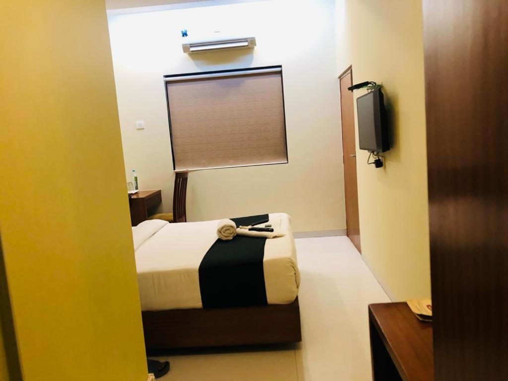 Glitz Hotels 7Even Hills- Nr International Airport Mumbai T2 Exterior foto